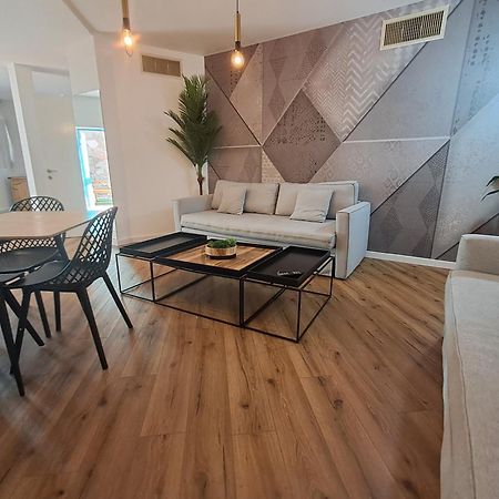 Yalarent Afarsemon Apartments With Pool - For Families & Couples Eilat Eksteriør bilde