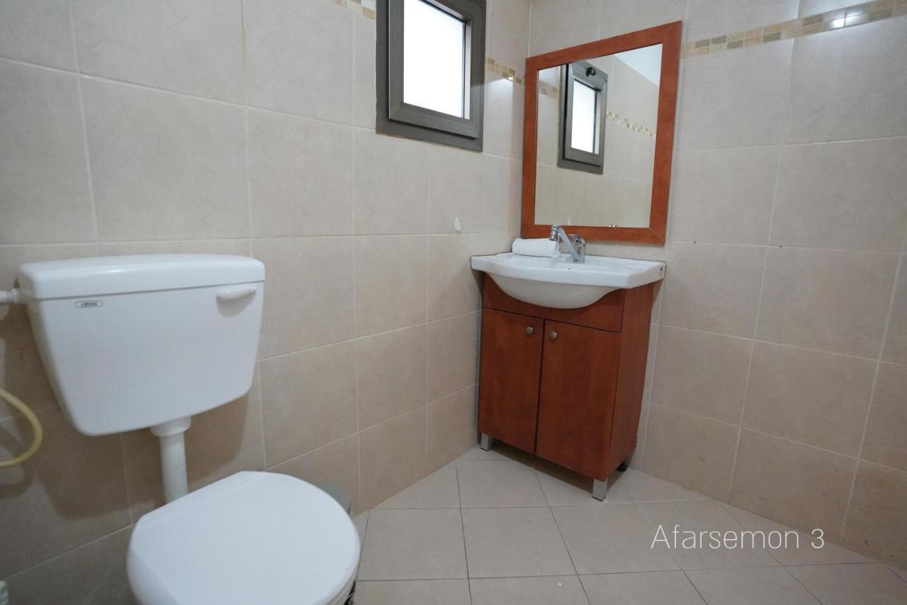 Yalarent Afarsemon Apartments With Pool - For Families & Couples Eilat Eksteriør bilde