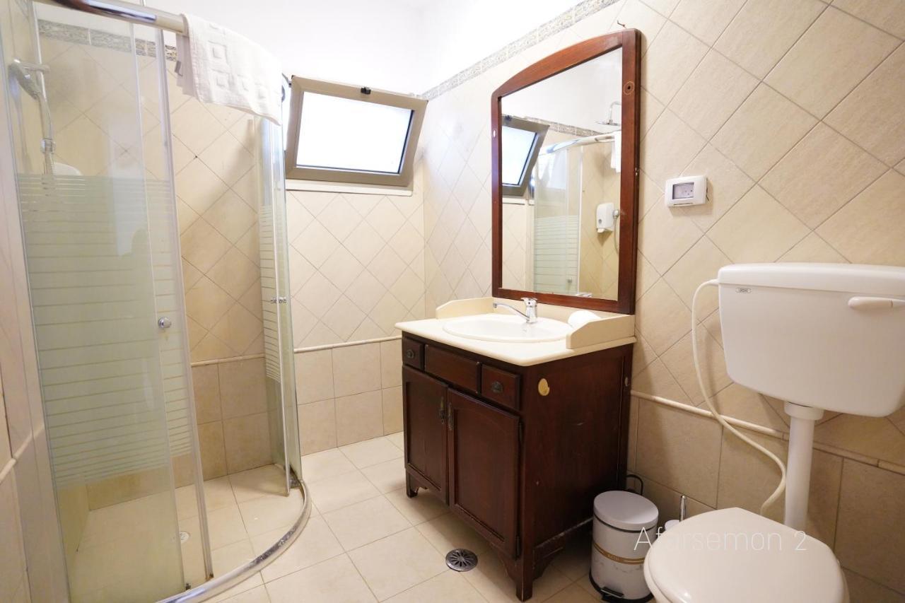 Yalarent Afarsemon Apartments With Pool - For Families & Couples Eilat Eksteriør bilde