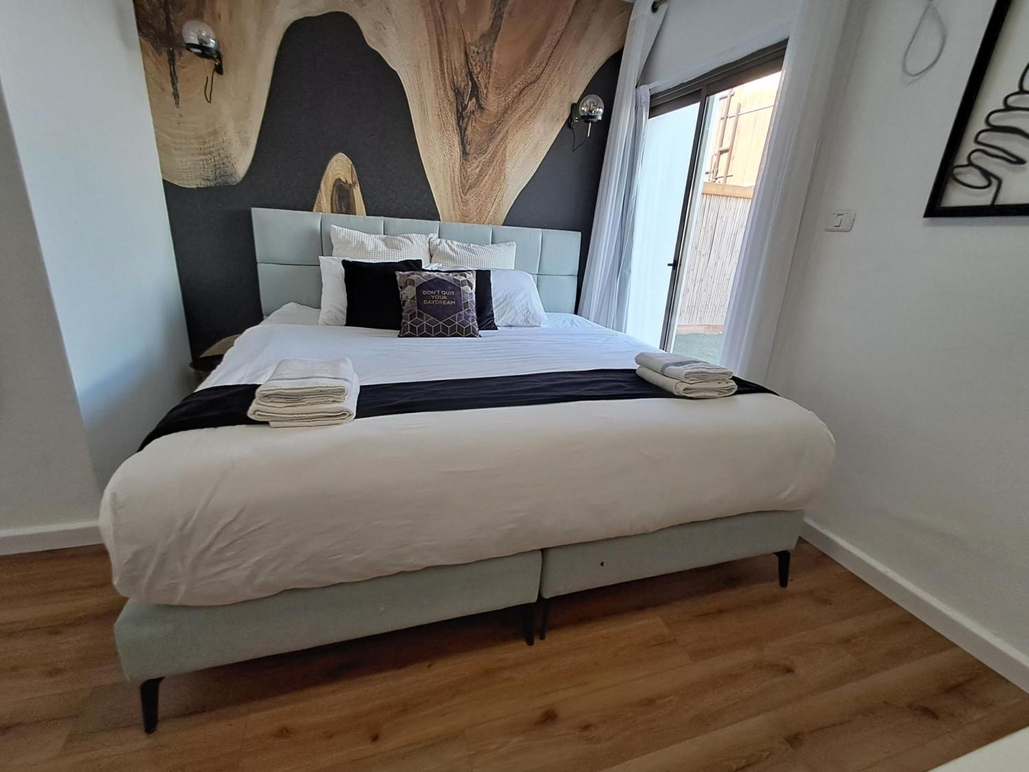 Yalarent Afarsemon Apartments With Pool - For Families & Couples Eilat Eksteriør bilde