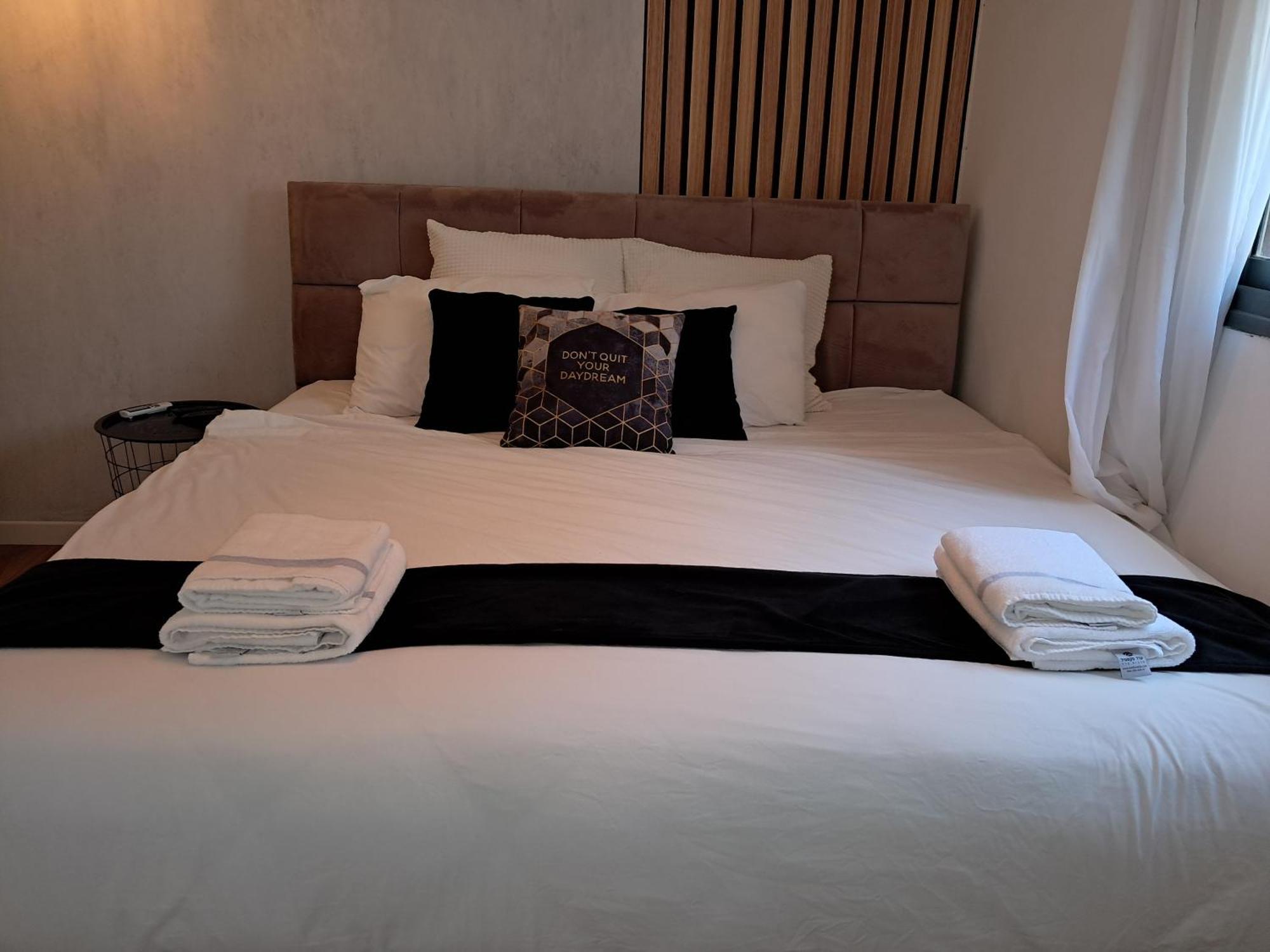 Yalarent Afarsemon Apartments With Pool - For Families & Couples Eilat Eksteriør bilde